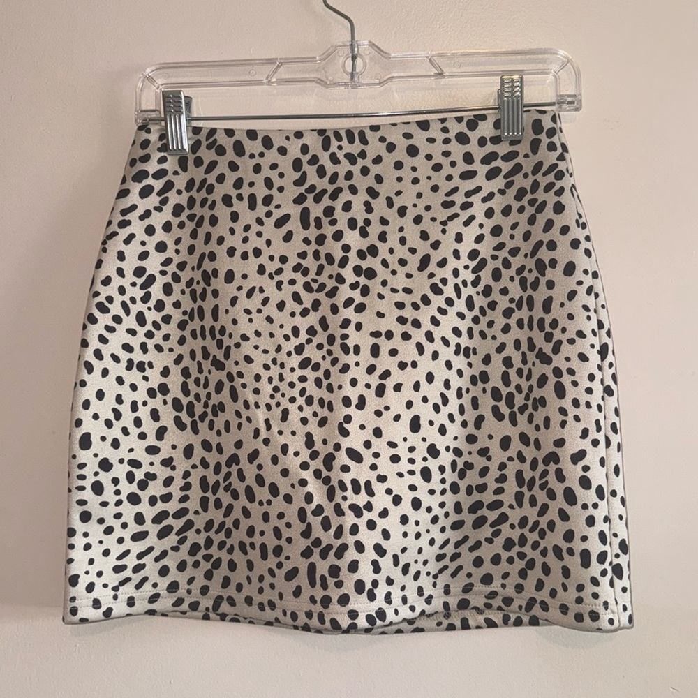Suede leopard print mini skirt